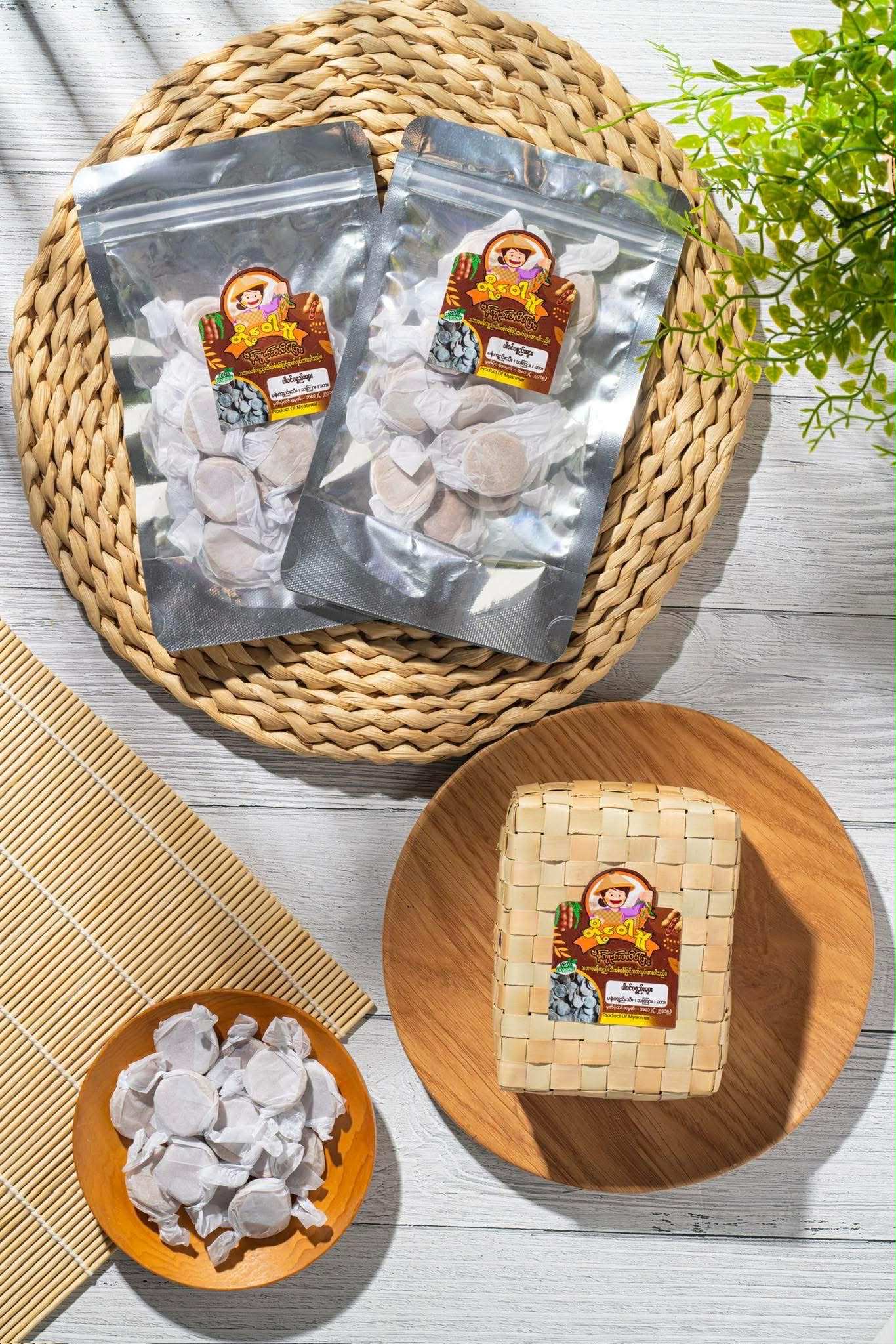 တို့ဝေါသူ မန်ကျည်းဖလိပ် box