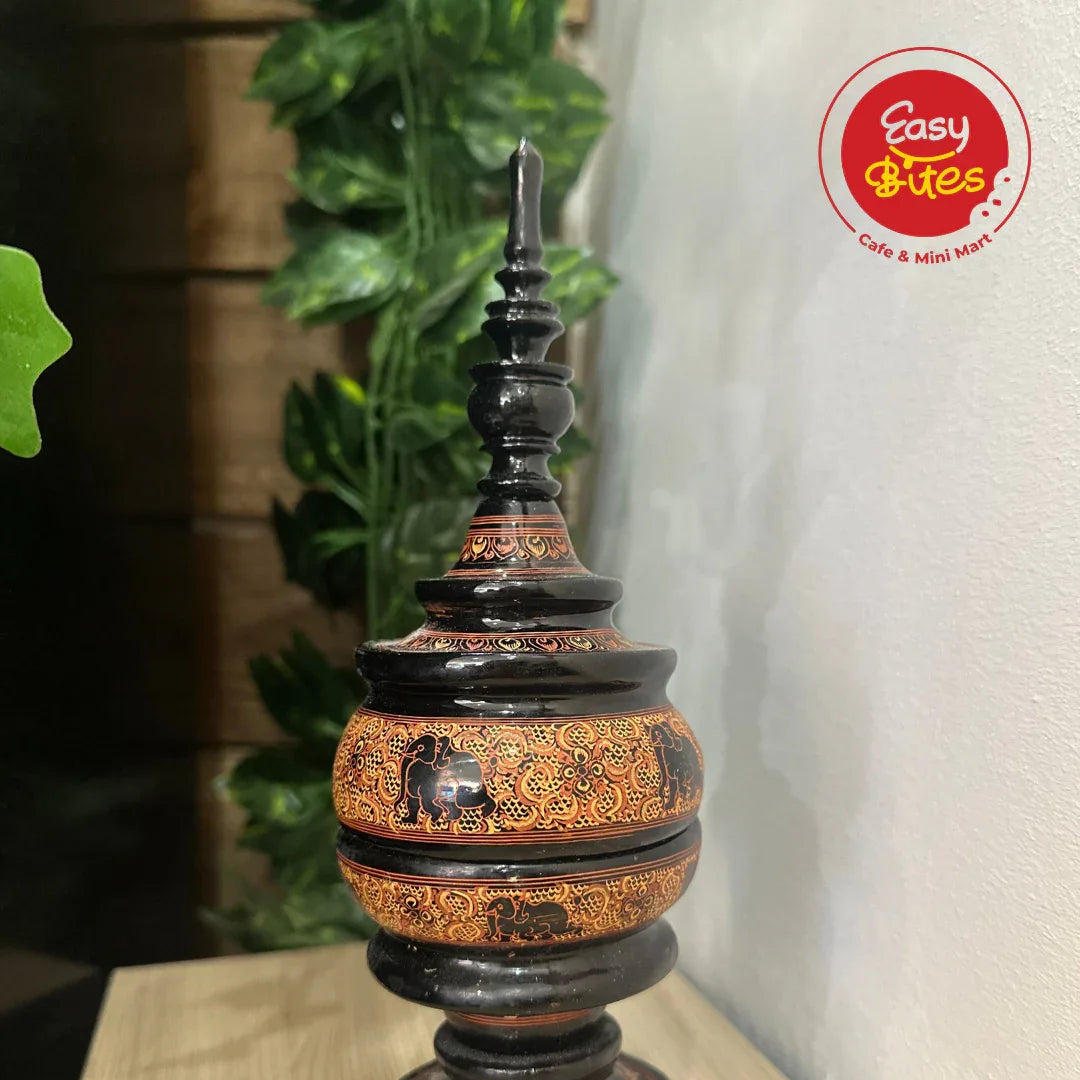 ယွန်းဆွမ်းအုပ် - Easy Bites