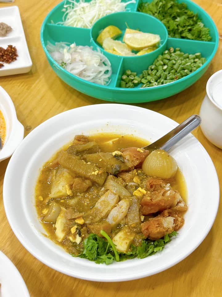 စက်မှု ဒေါ်ညိုမုန့်ဟင်းခါး (Satmhu Daw Nyo Mohinga Soup Paste)