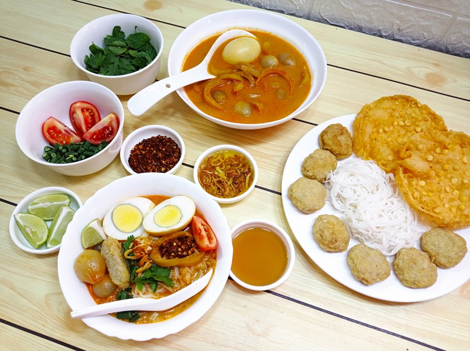 Top One မုန့်ဟင်းခါး (သေး)(Top One Instant Mohinga)