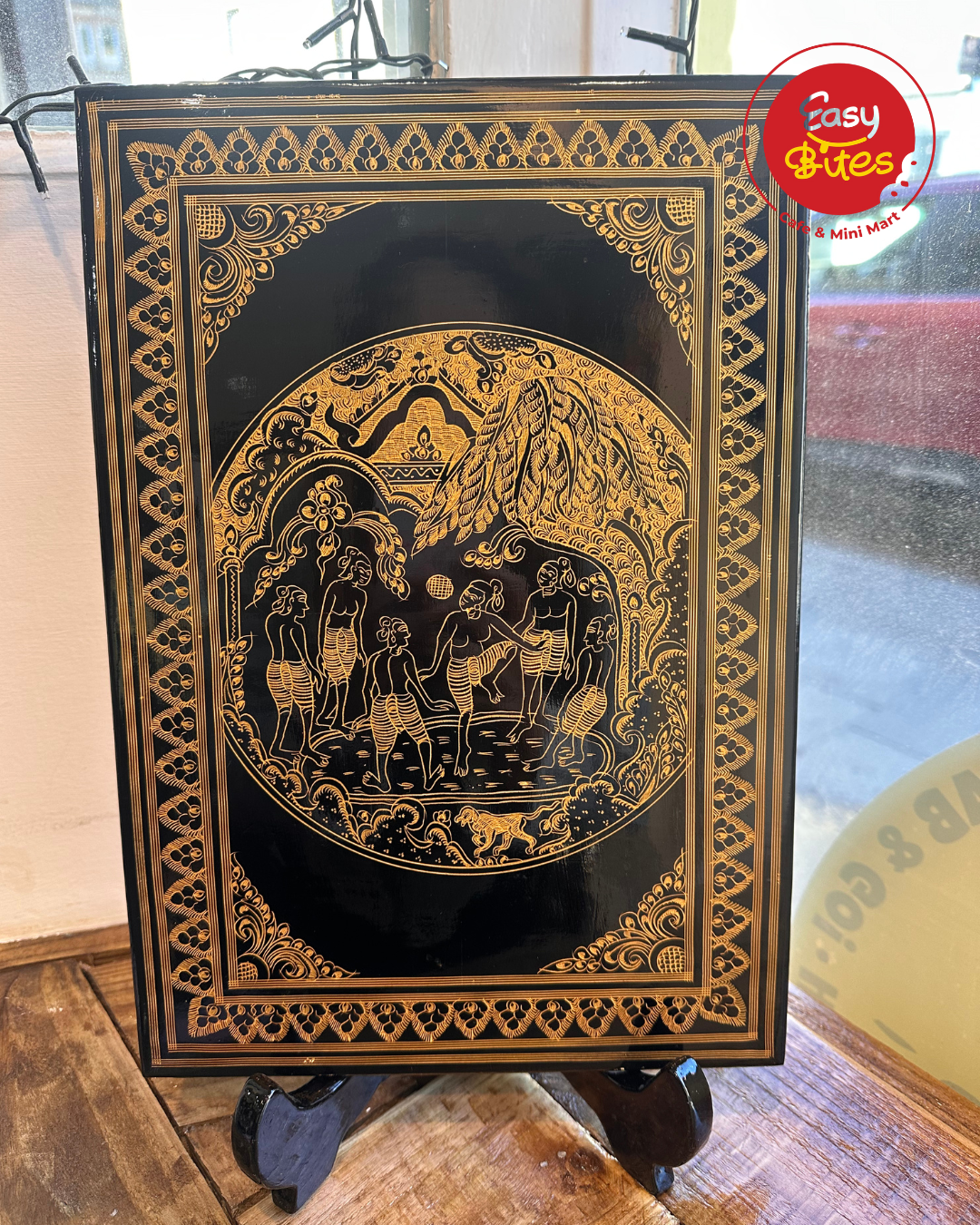 ရွှေယွန်းပန်ချီကား(13”x9”) (ဒေါက်အပါ)