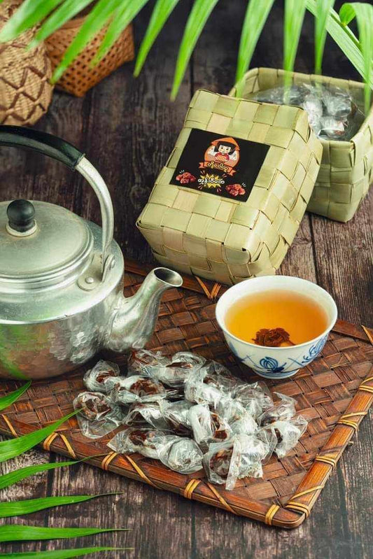 တို့ဝေါသူ အုန်းပီကေ (Doet Waw Thu Coconut Candy)