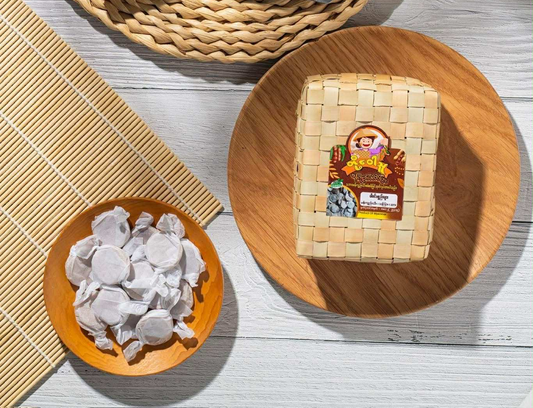 တို့ဝေါသူ မန်ကျည်းဖလိပ် box