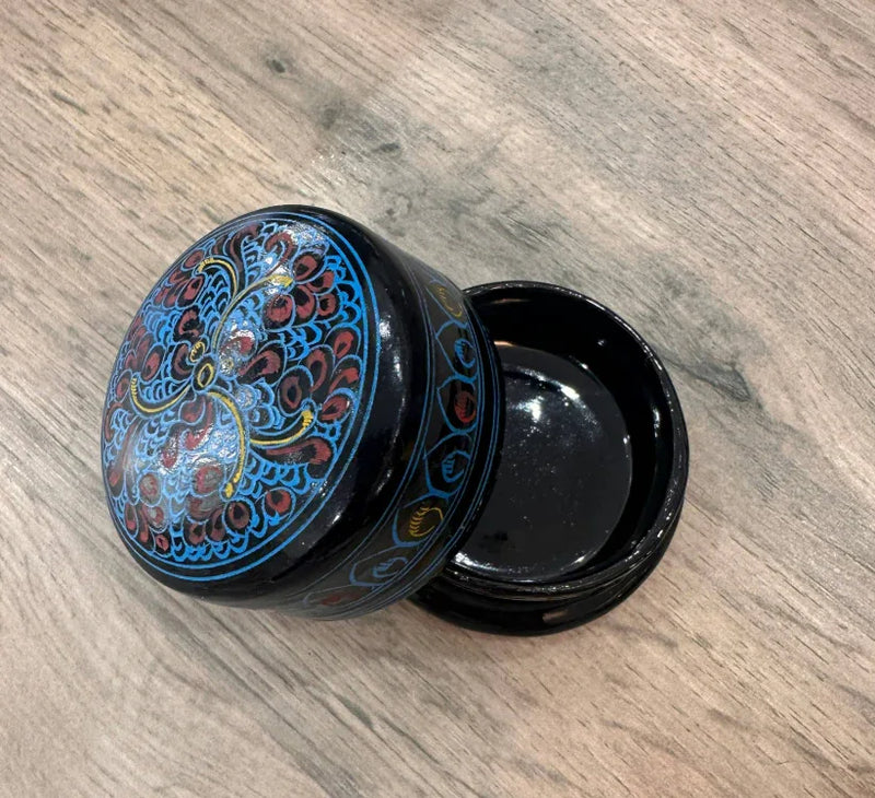 ယွန်းခွက်အသေး - Easy Bites