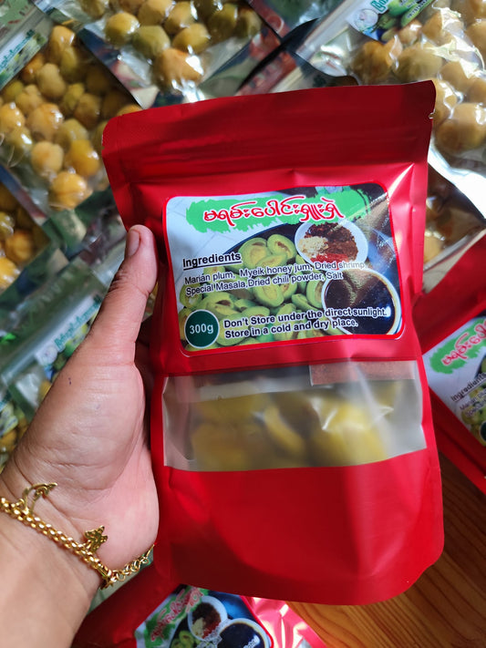 ဇလပ်ဖြူဖြူ မရမ်းပေါင်းရှူးရှဲ Bag (Green) 300g (Zalat Phyu Phyu Spicy Hot Marian Plum - Green)