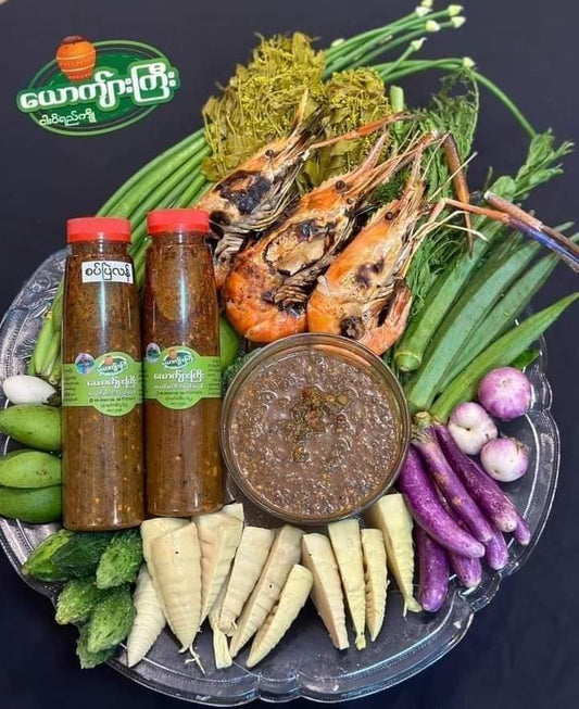ယောကျာ်းကြီး စပ်ပြဲလန်အသင့်စား ငါးပိရည်အနှစ် (Youk Kyar Gyi Spicy Ready-to-Eat Fish Paste)